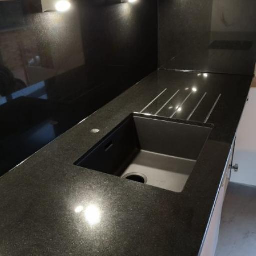 Votre plan de travail sur mesure, en Granit ou Quartz